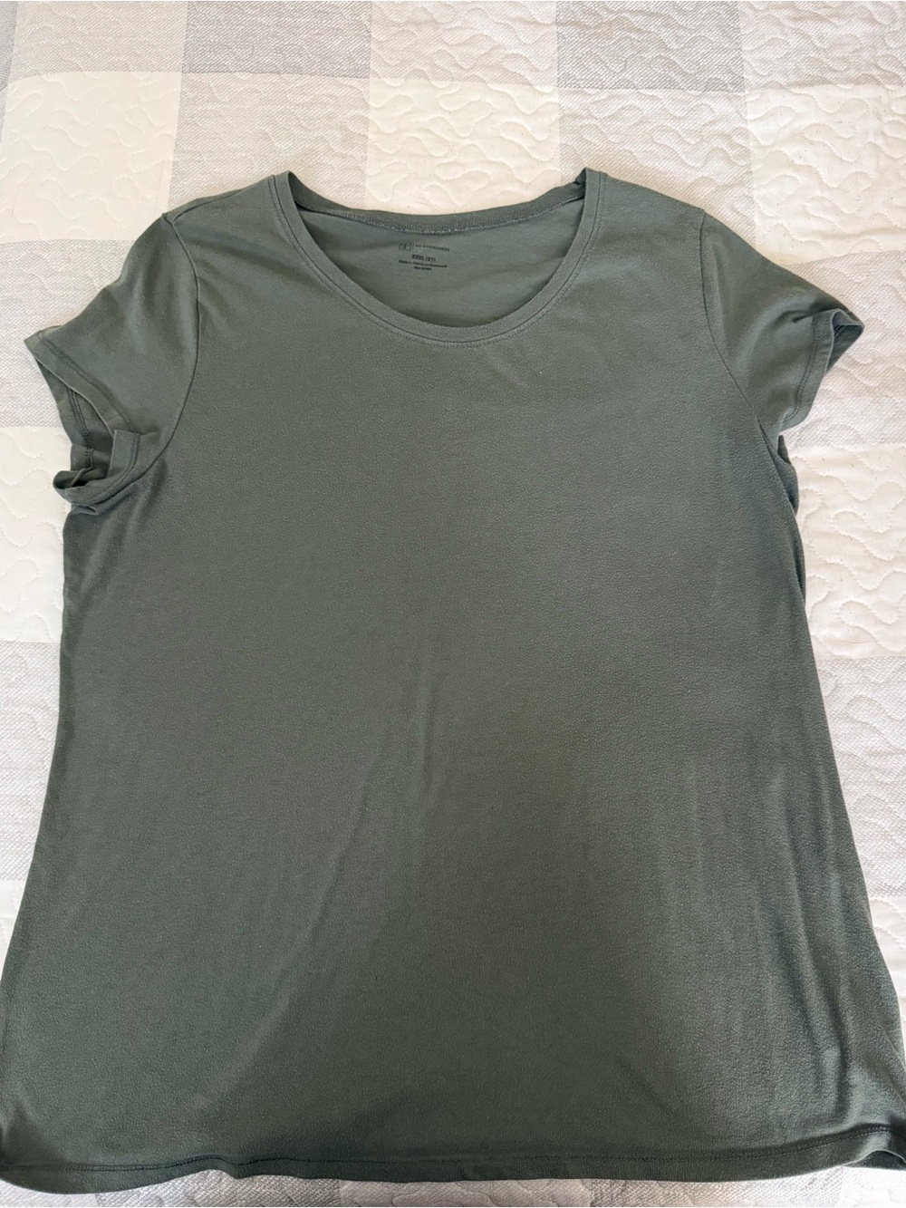 No Boundaries Olive Green Short Sleeve Crewneck Tee